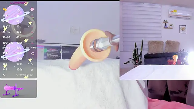 Snapshot of sofi_velez chatting on 02-22-25, 01:22 sofi velez online show from 02-22-25, 01:22