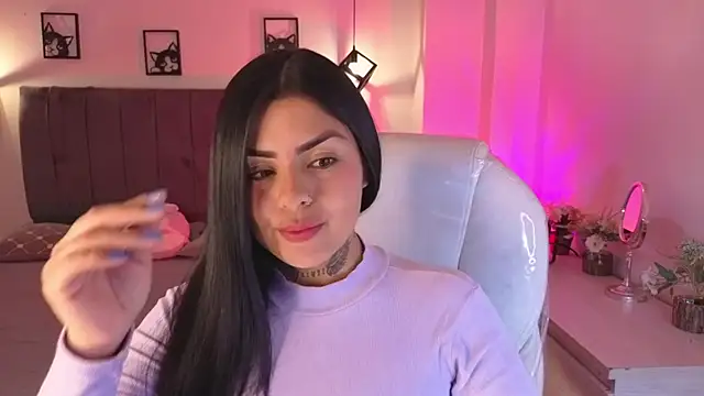 Catalinaa martinez online show from 11-06-25, 03:07