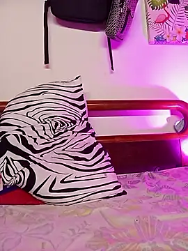 iamxandertv online show from 12-16-25, 01:16