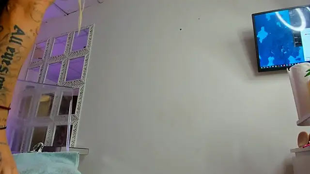 LisaAkira online show from 01-15-25, 05:58