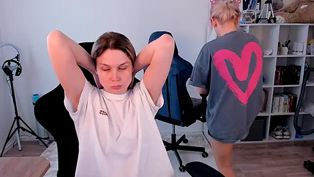 hotblonds online show from 02-27-26, 12:05