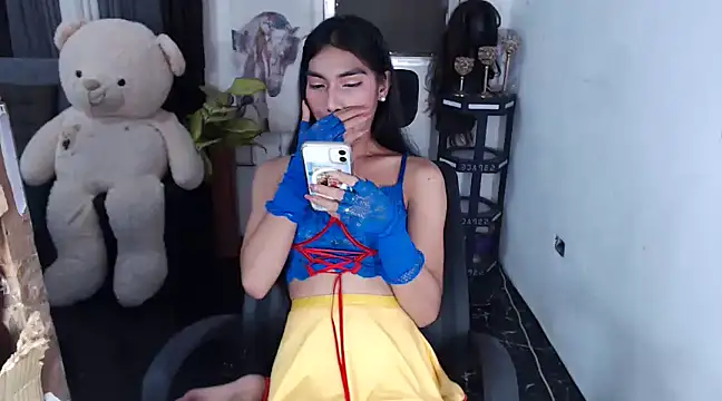 Snapshot of LAVIDALENATS chatting on 12-13-24, 09:46 LAVIDALENATS online show from 12-13-24, 09:46