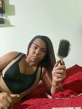 Snapshot of NatiBrunet chatting on 12-17-25, 02:28 NatiBrunet online show from 12-17-25, 02:28