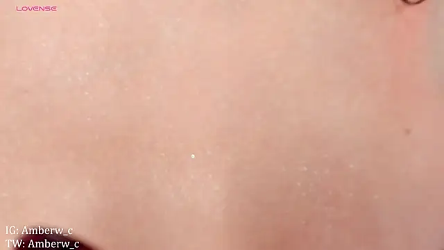 Snapshot of Ambeerouse chatting on 01-08-25, 02:35 Ambeerouse online show from 01-08-25, 02:35