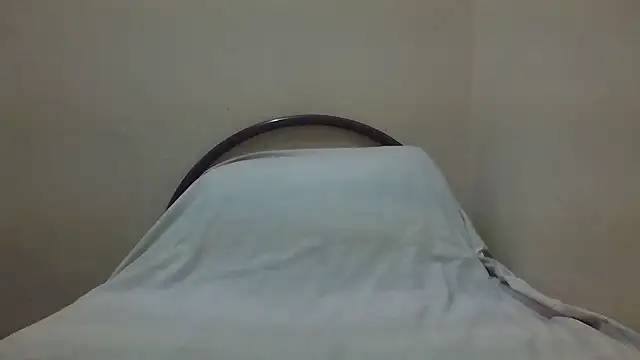 Annerae online show from 12-25-24, 03:28