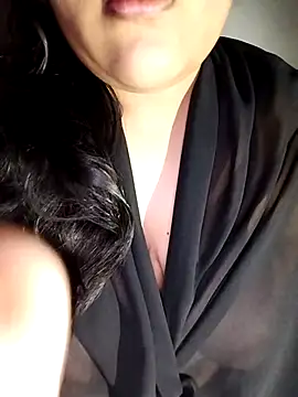 Annerae online show from 10-01-25, 04:02