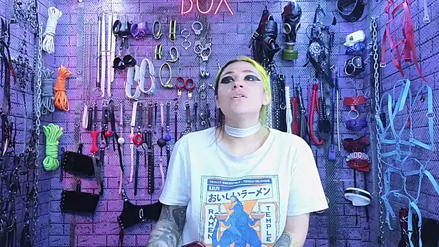 PANDORANEZZ online show from 02-20-25, 08:36