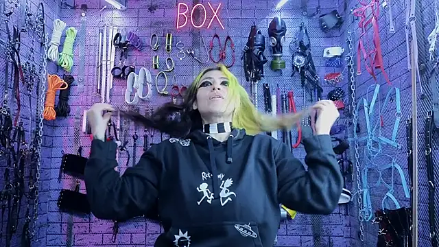 PANDORANEZZ online show from 03-22-25, 06:11