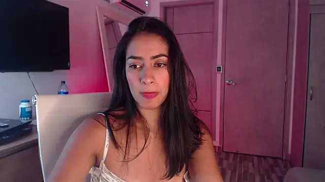 Snapshot of Brown_skin11 chatting on 10-04-25, 11:25 Brown skin11 online show from 10-04-25, 11:25