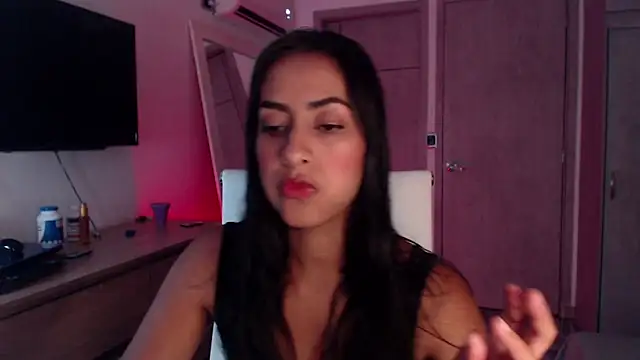 Snapshot of Brown_skin11 chatting on 10-07-25, 10:07 Brown skin11 online show from 10-07-25, 10:07