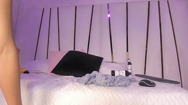 Meghan stonne  online show from 03-22-25, 10:59