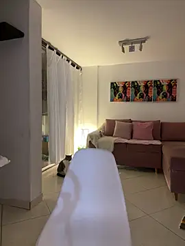 mariam hill online show from 01-26-25, 12:37