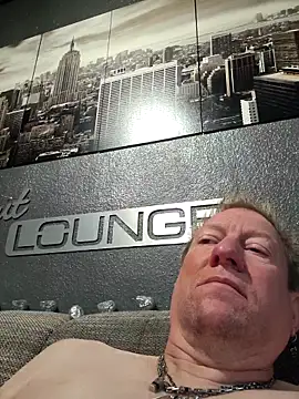 tomtom111111 online show from 09-26-25, 07:45