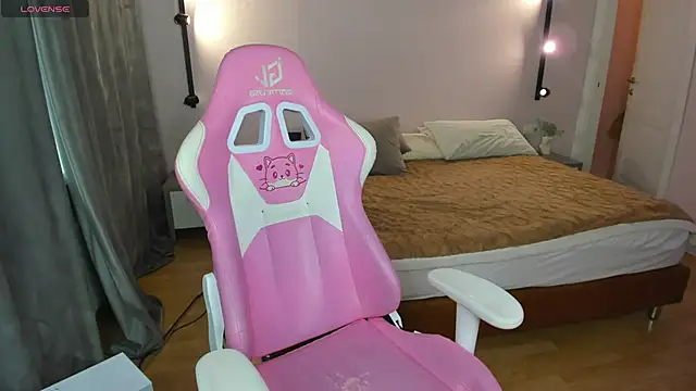 Lesya Flin online show from 11-09-25, 09:18