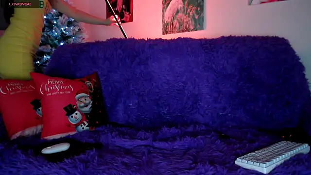 Lili asian online show from 12-21-24, 07:49