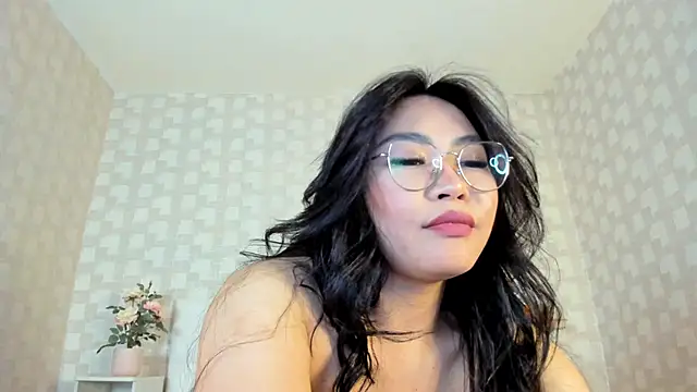 Snapshot of NatsumiHun chatting on 02-07-25, 03:08 NatsumiHun online show from 02-07-25, 03:08