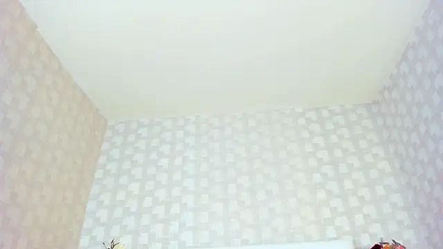 Snapshot of NatsumiHun chatting on 10-04-25, 06:22 NatsumiHun online show from 10-04-25, 06:22