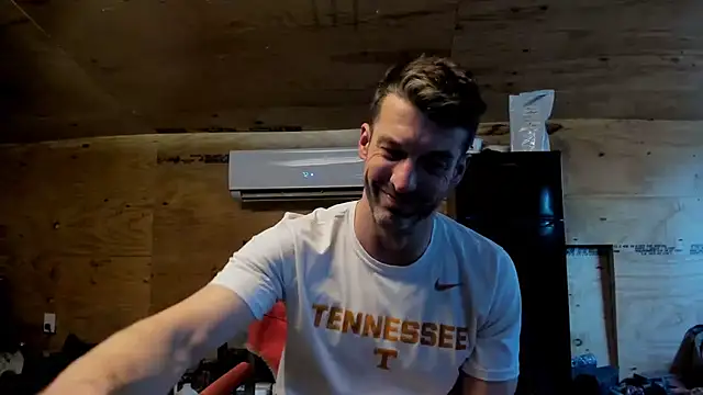 Kenny Kyle online show from 12-17-25, 08:37