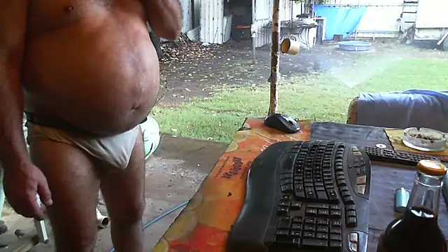 herbie010666 online show from 03-13-25, 07:53