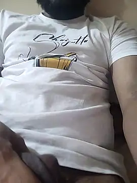 Snapshot of bunnyboy3467 chatting on 03-01-26, 05:04 bunnyboy3467 online show from 03-01-26, 05:04