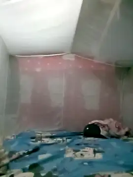 Snapshot of Kungsm@xh chatting on 09-14-25, 02:16 Kungsmxh online show from 09-14-25, 02:16