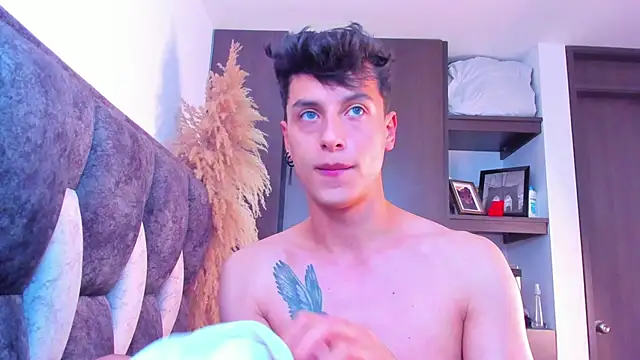 Snapshot of I_Gabriel chatting on 01-06-25, 06:41 I Gabriel online show from 01-06-25, 06:41