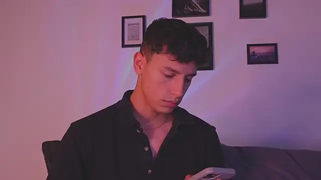 I Gabriel online show from 01-14-26, 05:24