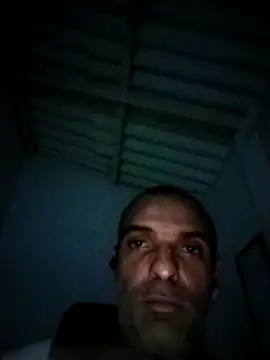 Snapshot of Henrifalcao chatting on 10-11-25, 03:06 Henrifalcao online show from 10-11-25, 03:06