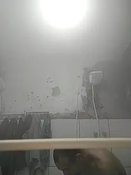 Snapshot of Henrifalcao chatting on 10-16-25, 12:00 Henrifalcao online show from 10-16-25, 12:00