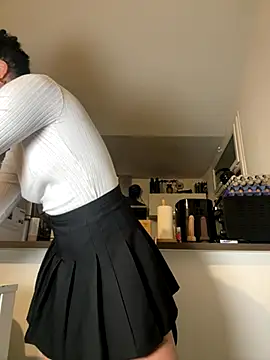 Lauyako online show from 11-14-25, 09:13