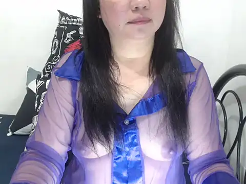 Snapshot of stacie_iris chatting on 11-26-25, 11:44 stacie iris online show from 11-26-25, 11:44