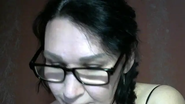Snapshot of PrettyAndWild chatting on 06-19-26, 03:05 PrettyAndWild online show from 06-19-26, 03:05