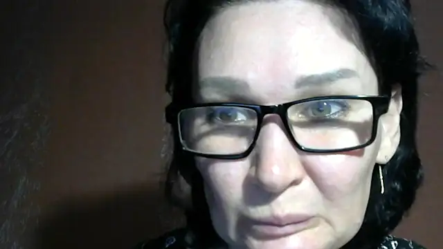 Snapshot of PrettyAndWild chatting on 06-28-26, 03:29 PrettyAndWild online show from 06-28-26, 03:29