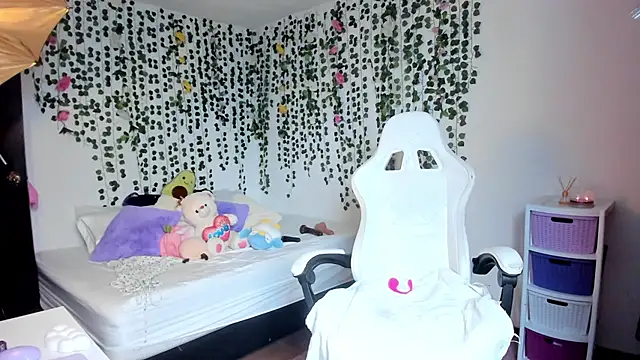 violeta milleer online show from 01-25-25, 05:19