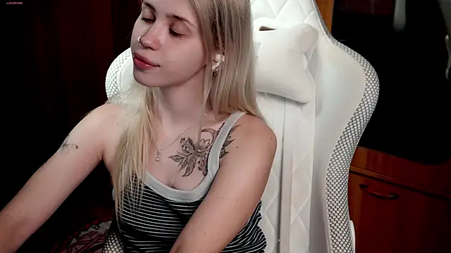 ho1yho1e online show from 09-24-25, 07:39