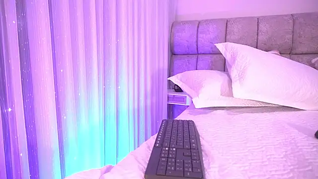 Snapshot of katy_rioss chatting on 11-24-25, 12:16 katy rioss online show from 11-24-25, 12:16