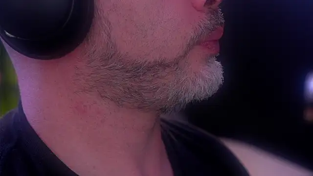 Snapshot of Sanders_White chatting on 09-16-25, 01:50 Sanders White online show from 09-16-25, 01:50