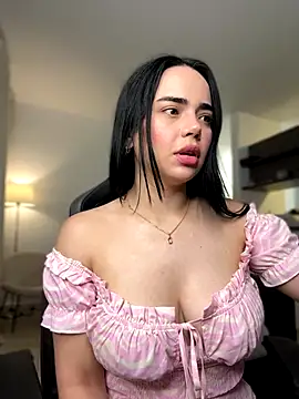 GeorginaJones online show from 10-11-25, 11:03