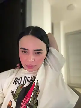 GeorginaJones online show from 10-18-25, 04:48