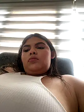 Lia sexx online show from 11-09-25, 06:06