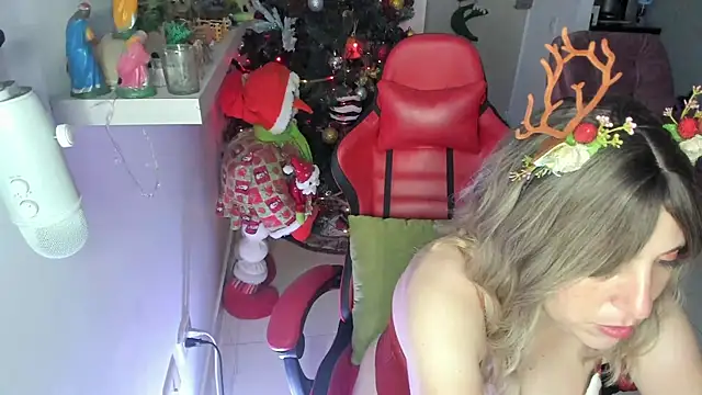 Snapshot of valery_adams1 chatting on 12-26-24, 04:21 valery adams1 online show from 12-26-24, 04:21