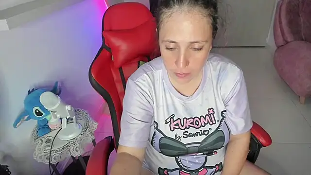 Snapshot of valery_adams1 chatting on 01-17-25, 03:55 valery adams1 online show from 01-17-25, 03:55