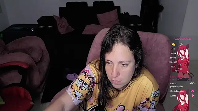 Snapshot of valery_adams1 chatting on 09-09-25, 05:07 valery adams1 online show from 09-09-25, 05:07