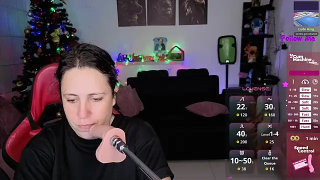 Snapshot of valery_adams1 chatting on 11-28-25, 04:04 valery adams1 online show from 11-28-25, 04:04