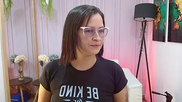 Britney taylor  online show from 01-16-25, 07:10