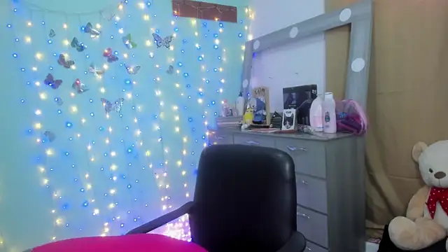 Britney taylor  online show from 02-22-25, 08:53