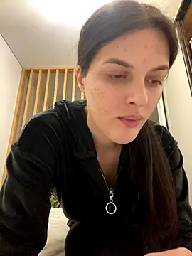 little belucci online show from 10-24-25, 02:13