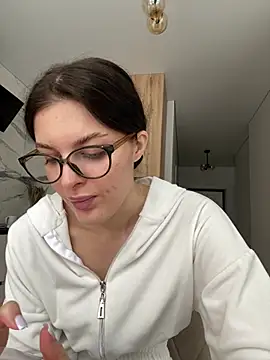 little belucci online show from 01-09-26, 10:18