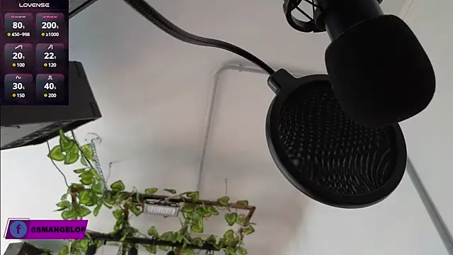 Snapshot of smangels chatting on 02-04-25, 04:50 smangels online show from 02-04-25, 04:50