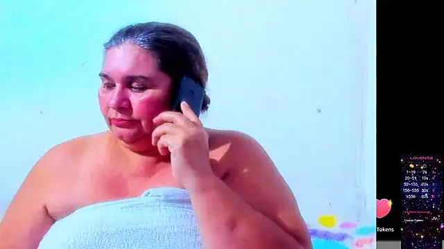 Snapshot of BBW_Michelle chatting on 09-18-25, 03:19 BBW Michelle online show from 09-18-25, 03:19